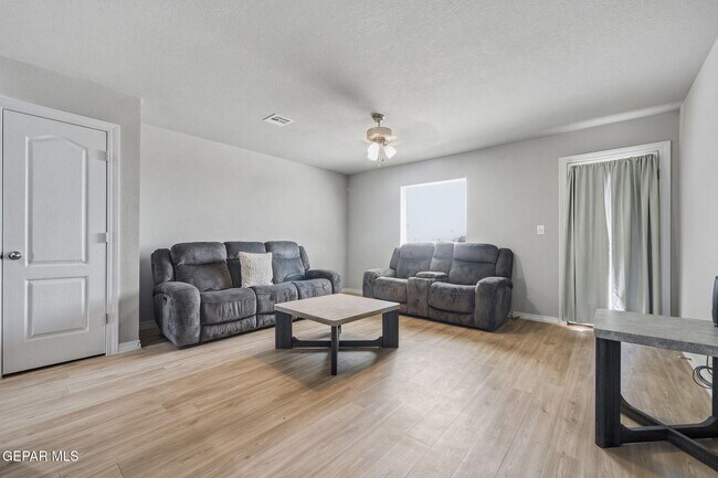 Building Photo - 14368 Star Cactus Ave