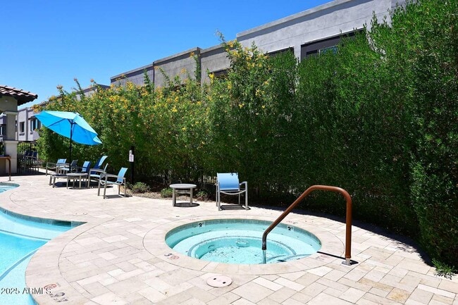 Building Photo - 7464 E Paraiso Dr