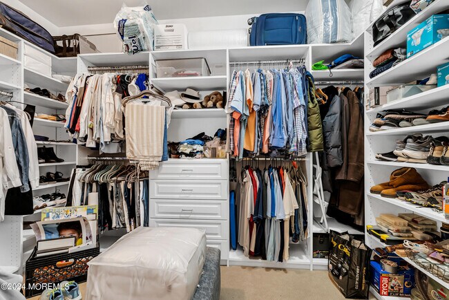 Building Photo - 33 Cooper Ave