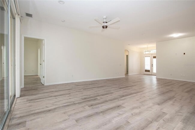 Building Photo - 8419 Whispering Woods Ct