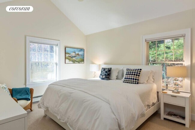 Building Photo - 76 W Gate Rd