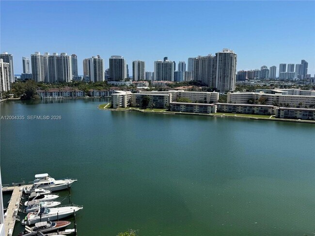 Building Photo - 18041 Biscayne Blvd