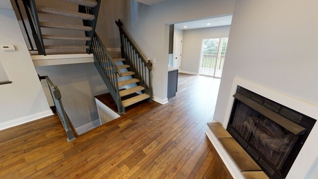 Building Photo - 2 Bed 1.5 Bath Townhouse for Rent in Monac...