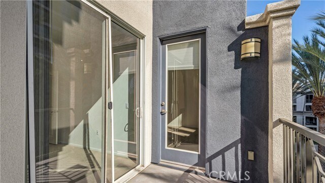 Building Photo - 1416 Scholarship