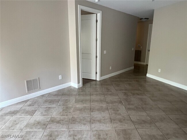 Building Photo - 8001 Via Monte Carlo Way