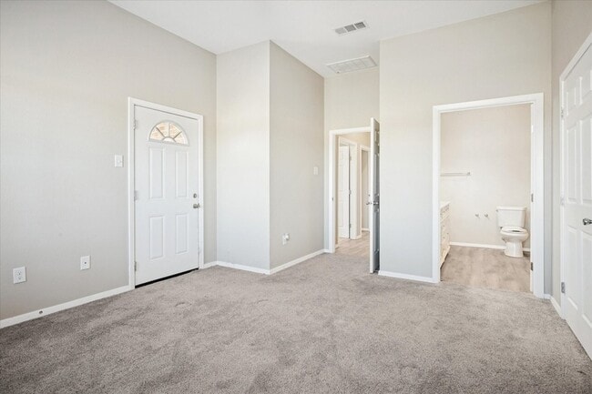 Building Photo - 516 Wood Dr