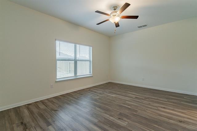 Building Photo - 212 Foster Ln