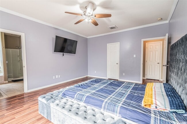 Building Photo - 307 Autumn Creek Ln