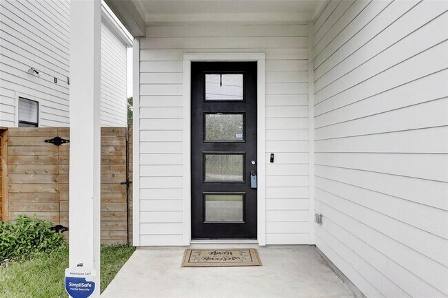 Building Photo - 7810 Kenton St