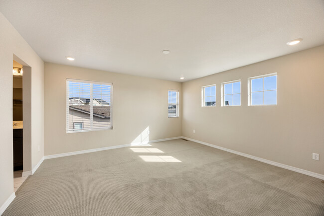 Building Photo - 10886 Rolling Peaks Dr