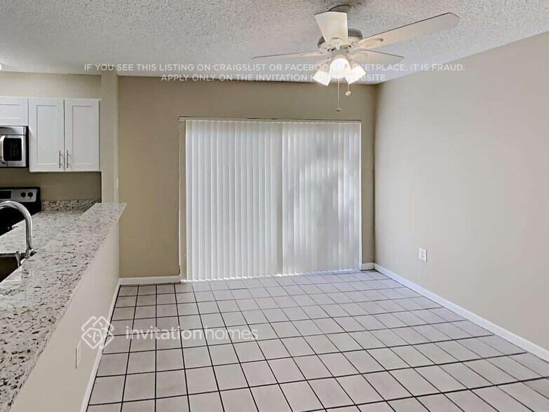 Building Photo - 4311 SW 72nd Terrace