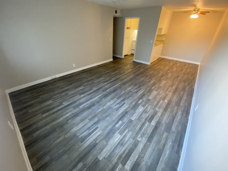 Building Photo - 1005 Hickory Hill Ln