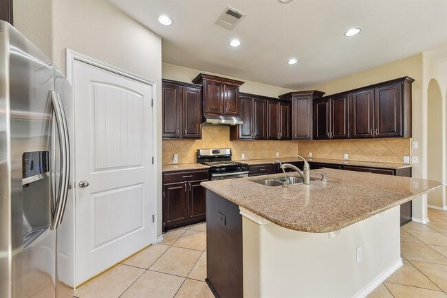 Building Photo - 121 Snowdrift Trail