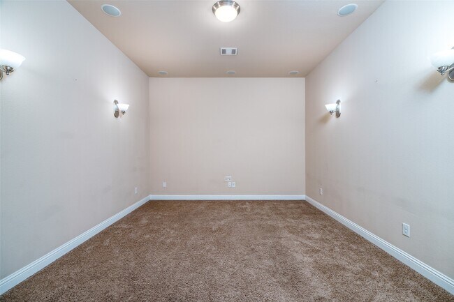 Building Photo - 16406 Baston Creek Dr