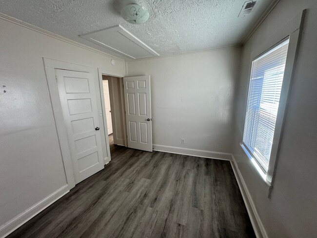 Building Photo - 3/1.5 update home in Shelby, NC