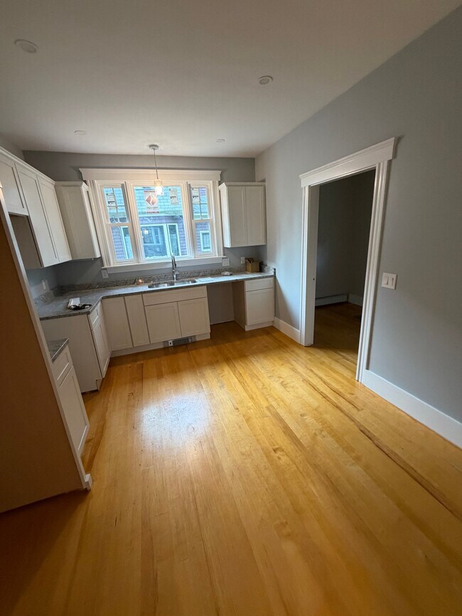 Building Photo - 63 Pine Tree Terrace
