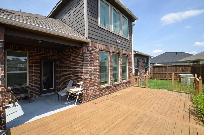 Building Photo - 18219 Gardens End Ln