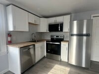 Building Photo - 125 Pennington Ave