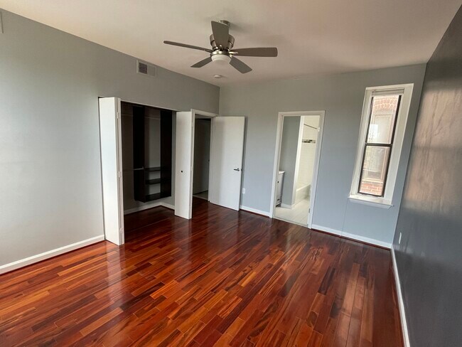 Spacious Master Bedroom w/ 3 Windows - 1763 Columbia Rd NW