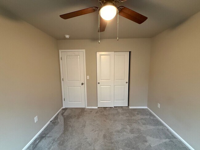 Building Photo - Spacious, modern 5-bed, 2.75-bath in sought-after Daisy Crossing Community in Sultan