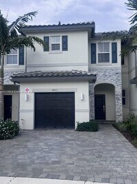 Building Photo - 4703 NW 118th Ave