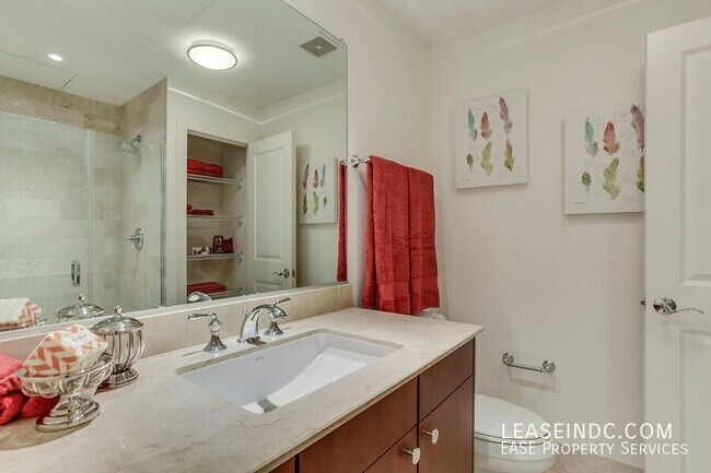 Building Photo - 2425 L St NW