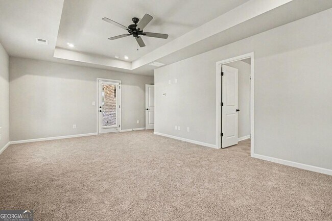 Building Photo - 377 Waterbluff Dr SW