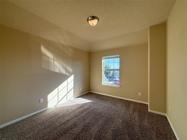 Building Photo - 2815 Defoe Drive