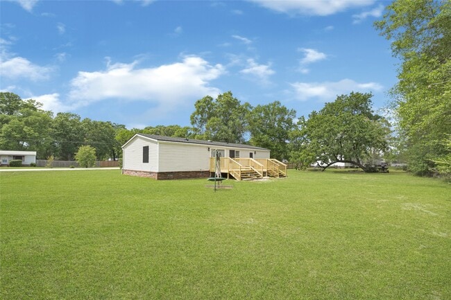 Building Photo - 16315 Lone Star Ranch Dr