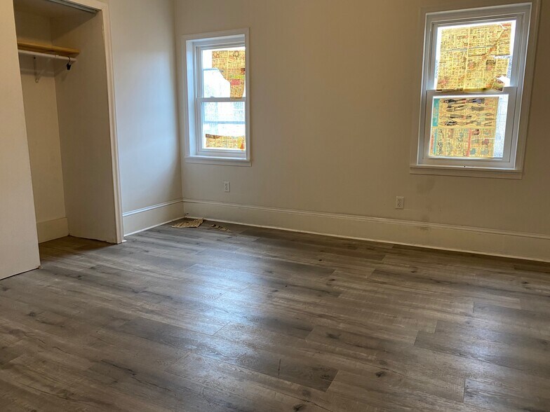 Bed 1 - 2530 N 18th St