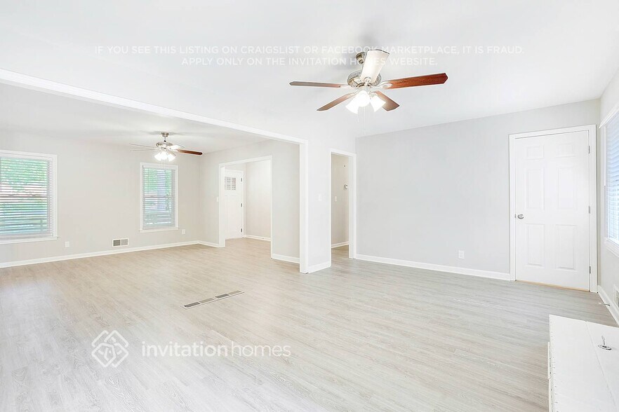 Building Photo - 4430 Pullen Ln SW