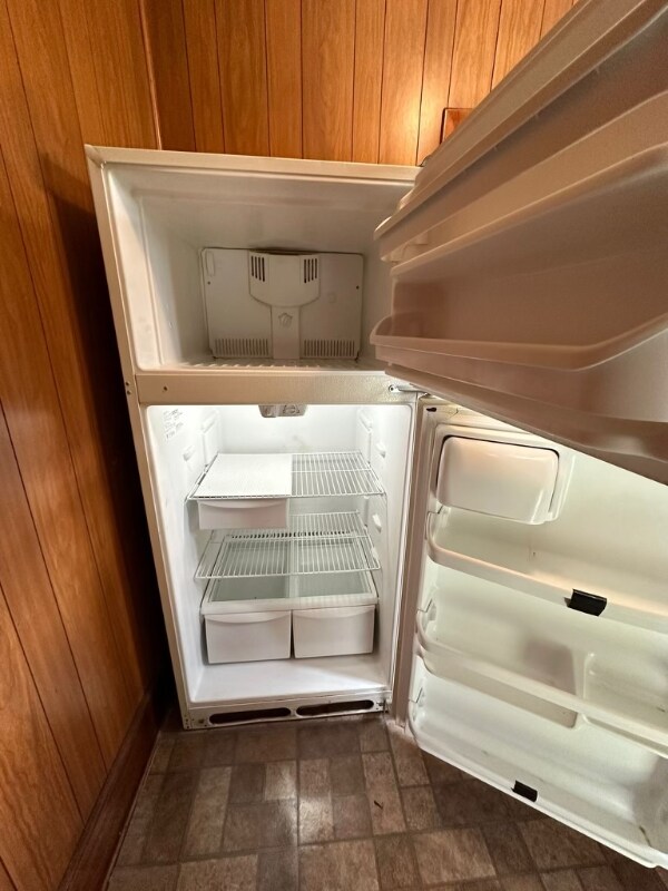 Building Photo - 16019 Prospect St