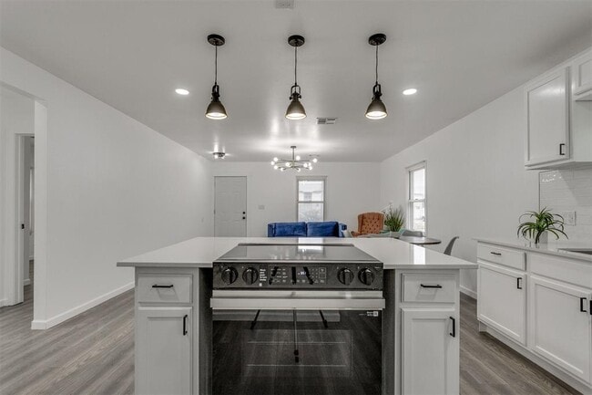 Building Photo - 1617 NW 31st St