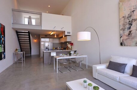 Regent Lofts Los Angeles Ca Apartment Finder Living Area