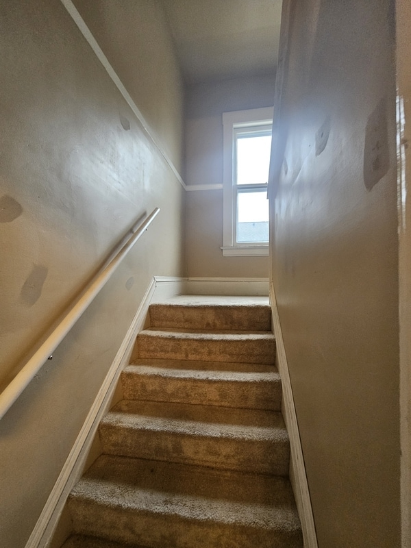 Building Photo - 1330 Brockley Ave