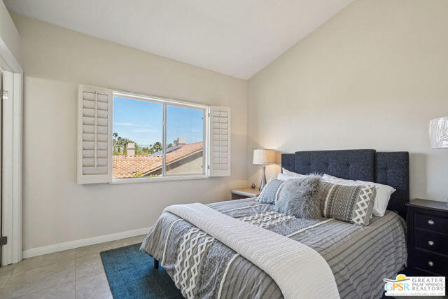 Building Photo - 364 Oakmont Dr