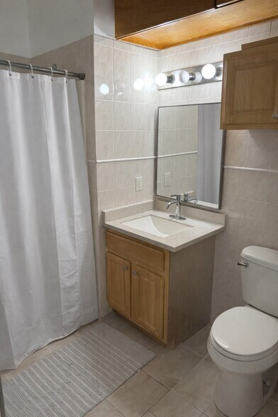 Building Photo - 84 Aborn St