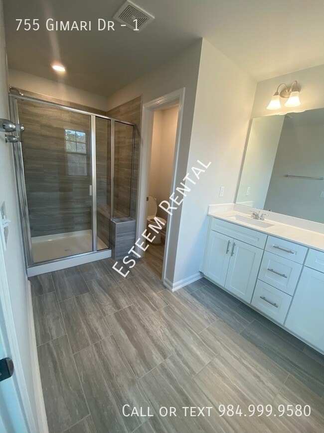 Building Photo - 755 Gimari Dr