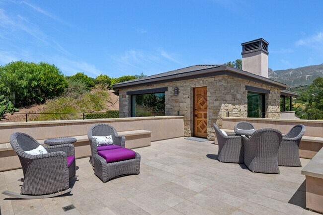 Building Photo - Tuscan Dream Villa in Summerland — Ocean Views, Orchard Serenity, Fully Furnished Retreat