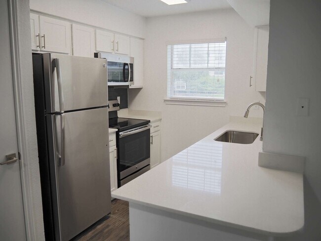 Interior Photo - Bear Creek at Harwood Apartments