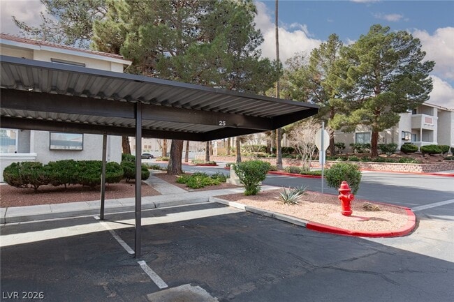 Building Photo - 7300 W Pirates Cove Rd