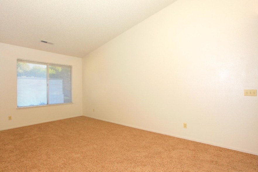 Building Photo - Bear Creek Park