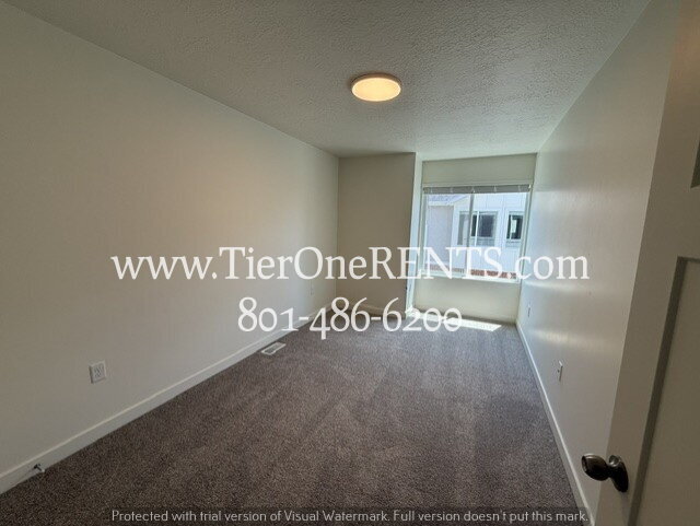 Building Photo - NO DEPOSIT option available for qualified renters with Obligo