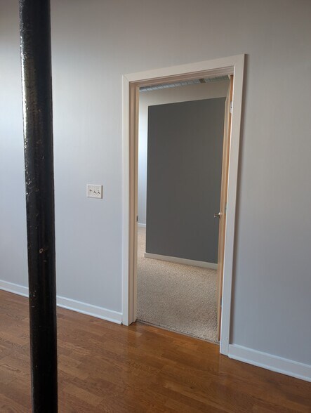 Building Photo - 160 Fremont St