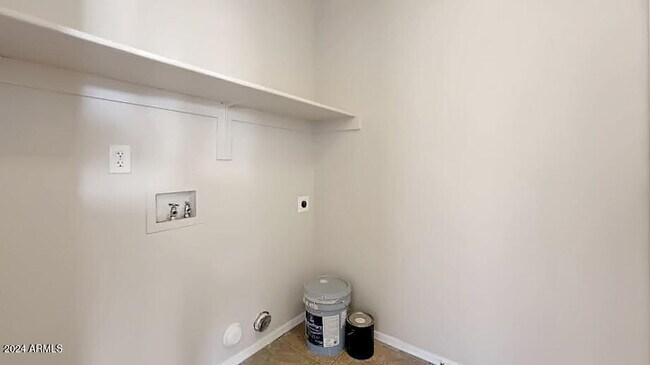 Building Photo - 13132 W Sheridan St