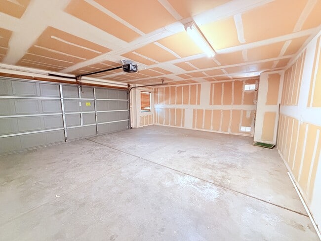 Building Photo - 11793 W Barley Dr