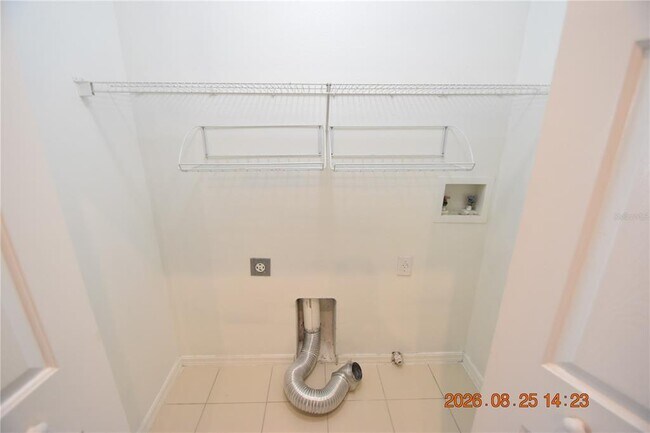 Building Photo - 556 Black Lion Dr NE