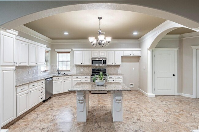 Building Photo - 11955 Silver Leaf Ct