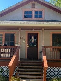 Building Photo - 27 S Elm St