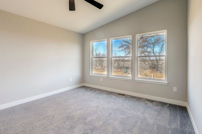 Building Photo - {18021} Southpointe Ranch + Finished Basem...
